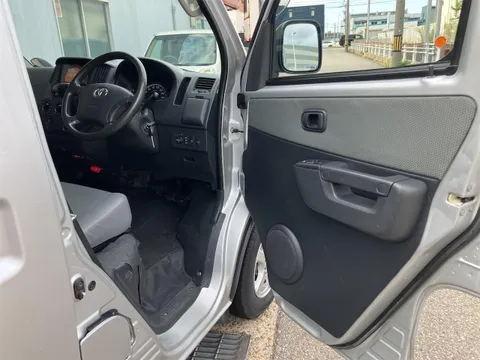 Toyota TownAce Van