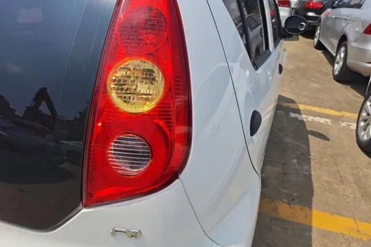 BYD F0