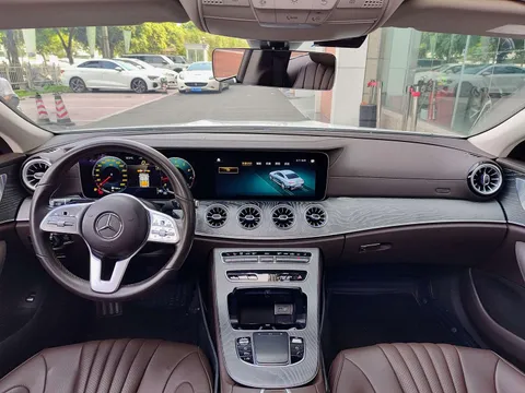 Mercedes-Benz Mercedes-Benz CLS