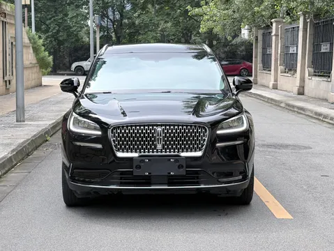 Lincoln Corsair