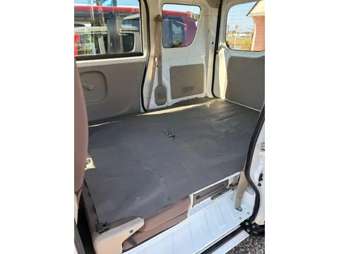 Mitsubishi Minicab Van