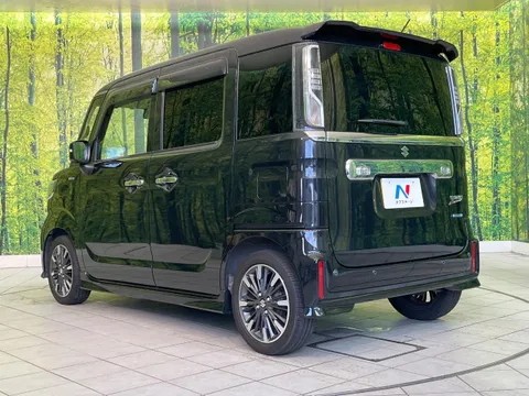 Suzuki Spacia Custom