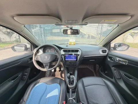 Peugeot 301