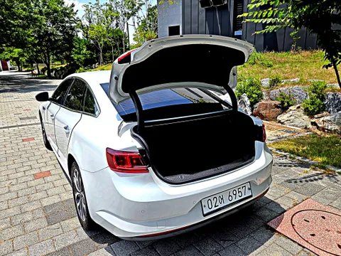 Renault Talisman (SM6)