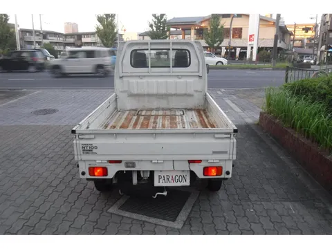 Nissan Clipper Truck
