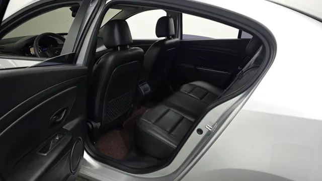 Renault SM3