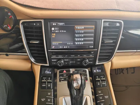 Porsche Panamera