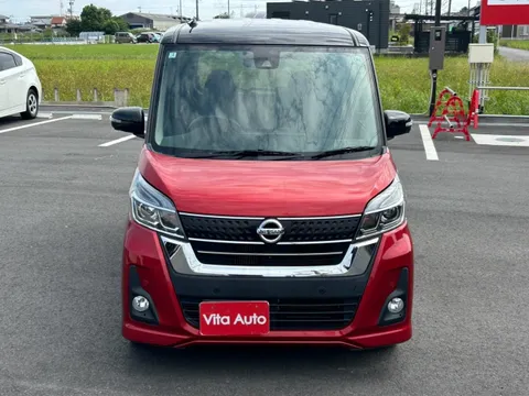 Nissan Dayz Roox