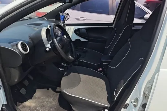 BYD F0