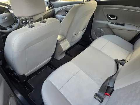 Renault SM3