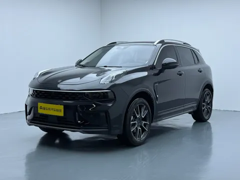 Lynk & Co 01