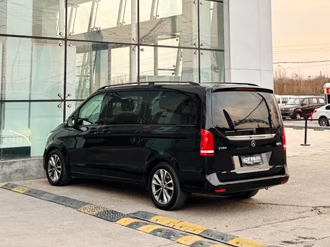 Mercedes-Benz V-Class