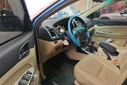BYD F3