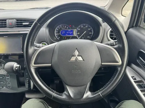 Mitsubishi eK Custom