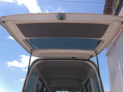 Mitsubishi Minicab Van