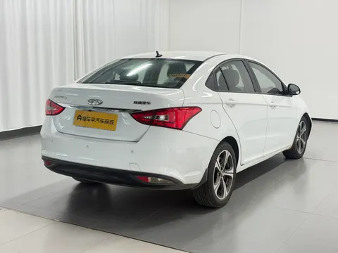 Chery Arrizo 5