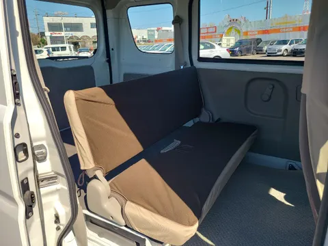 Mitsubishi Minicab Van