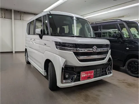Suzuki Spacia Custom