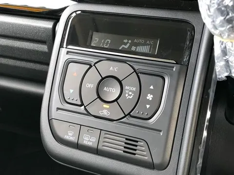 Suzuki Spacia Custom