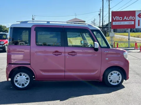 Suzuki Spacia