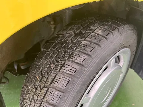 Daihatsu Mira Tocot