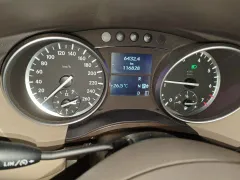 Mercedes-Benz R-Class