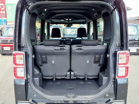 Toyota Pixis Mega