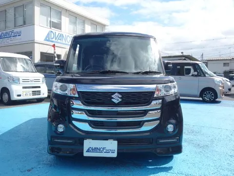Suzuki Spacia Custom Z