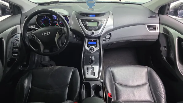 Hyundai Elantra (Avante)