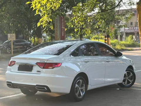 Geely Emgrand GL
