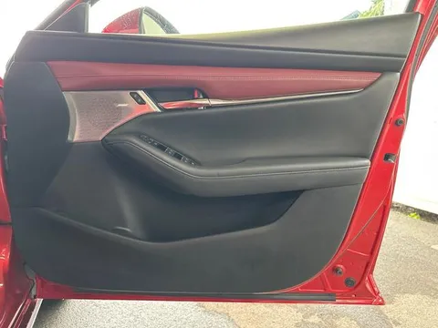 Mazda MAZDA3 Fastback