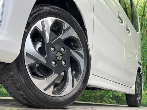 Suzuki Spacia Custom