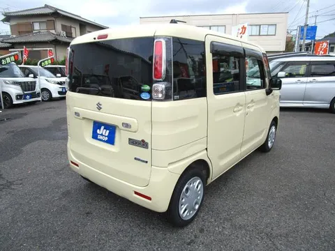 Suzuki Spacia