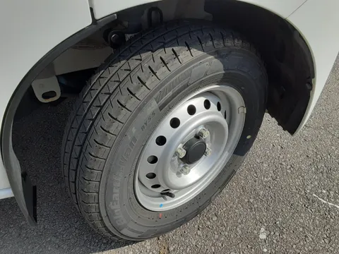 Nissan Clipper