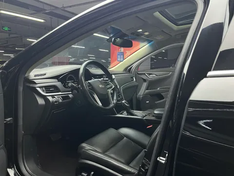 Cadillac XTS