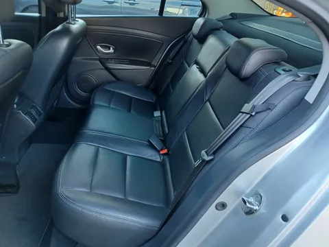 Renault SM3
