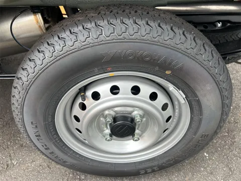 Suzuki Carry Track