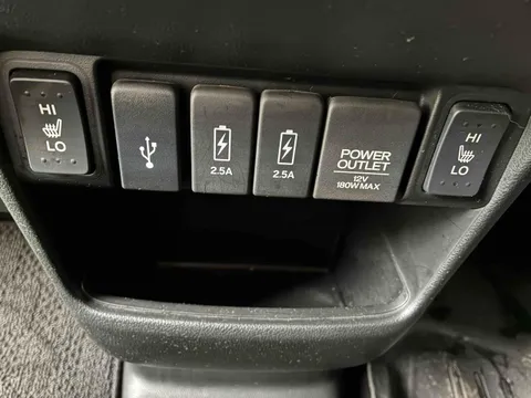 Honda N-BOX Slash