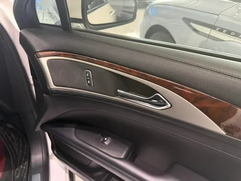 Lincoln MKZ