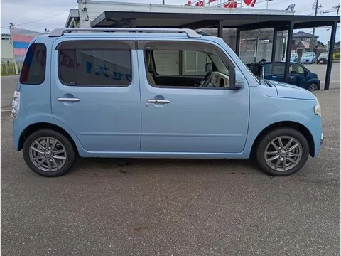 Daihatsu Mira Cocoa