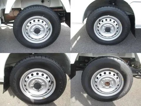 Nissan Clipper Truck