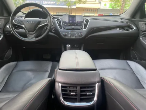 Chevrolet Malibu XL
