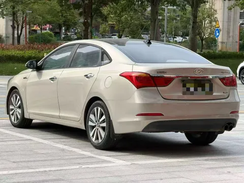 Hyundai Mistra