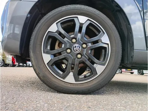 Toyota Pixis Joy