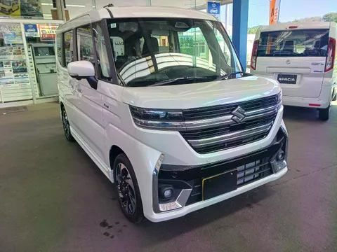 Suzuki Spacia Custom