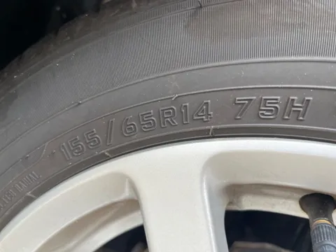 Toyota Pixis Mega