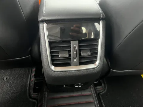 Changan Raeton CC