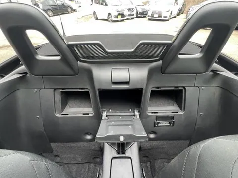 Mazda MX-5 (Roadster)