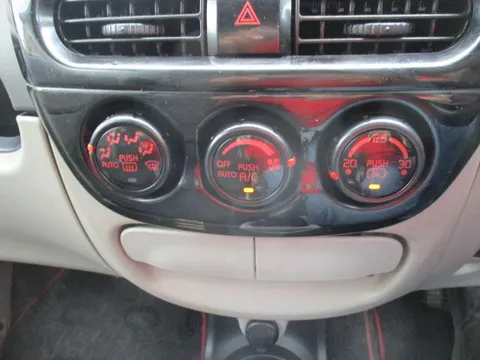 Mitsubishi I
