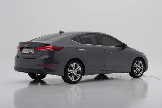 Hyundai Elantra (Avante)
